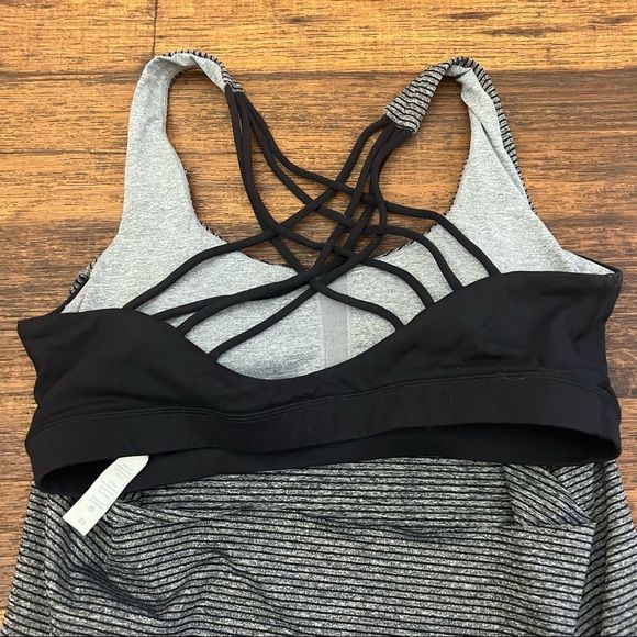 Lululemon sport bra tank top - Picture 5 of 7